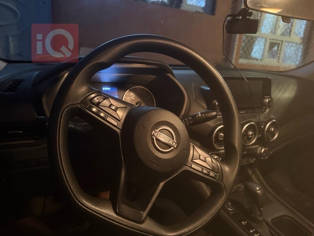 نيسان سنترا